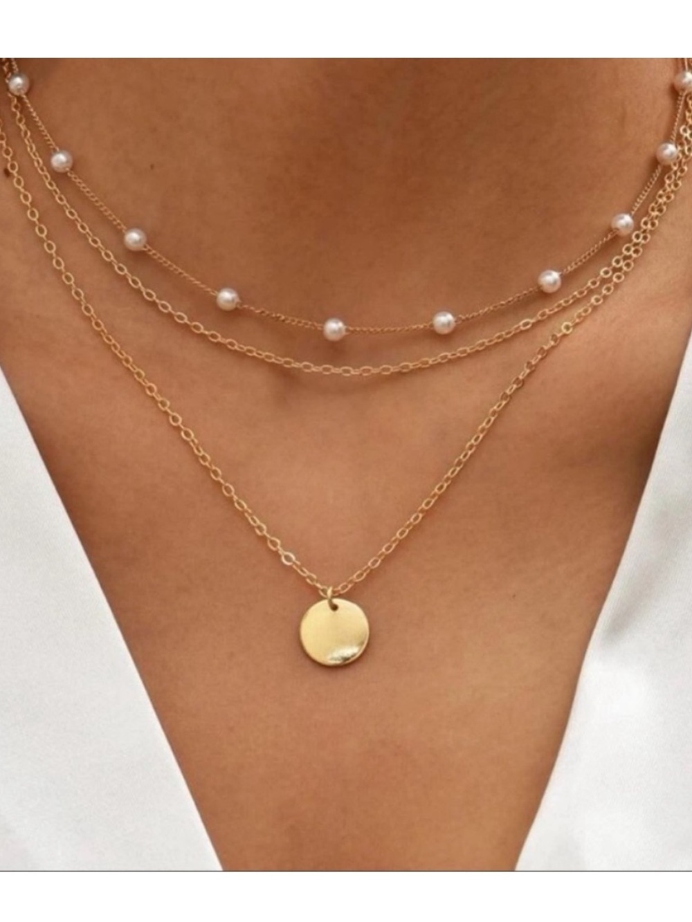 🆕Minimalist 2 pc layered Gold chain and pearl style detail necklace